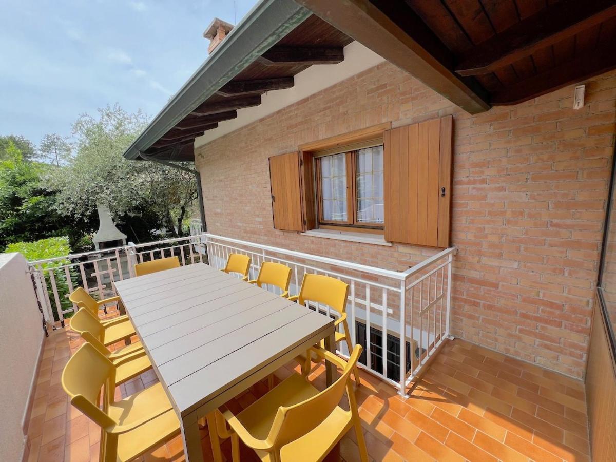 Villa Palm Lignano Sabbiadoro Bagian luar foto