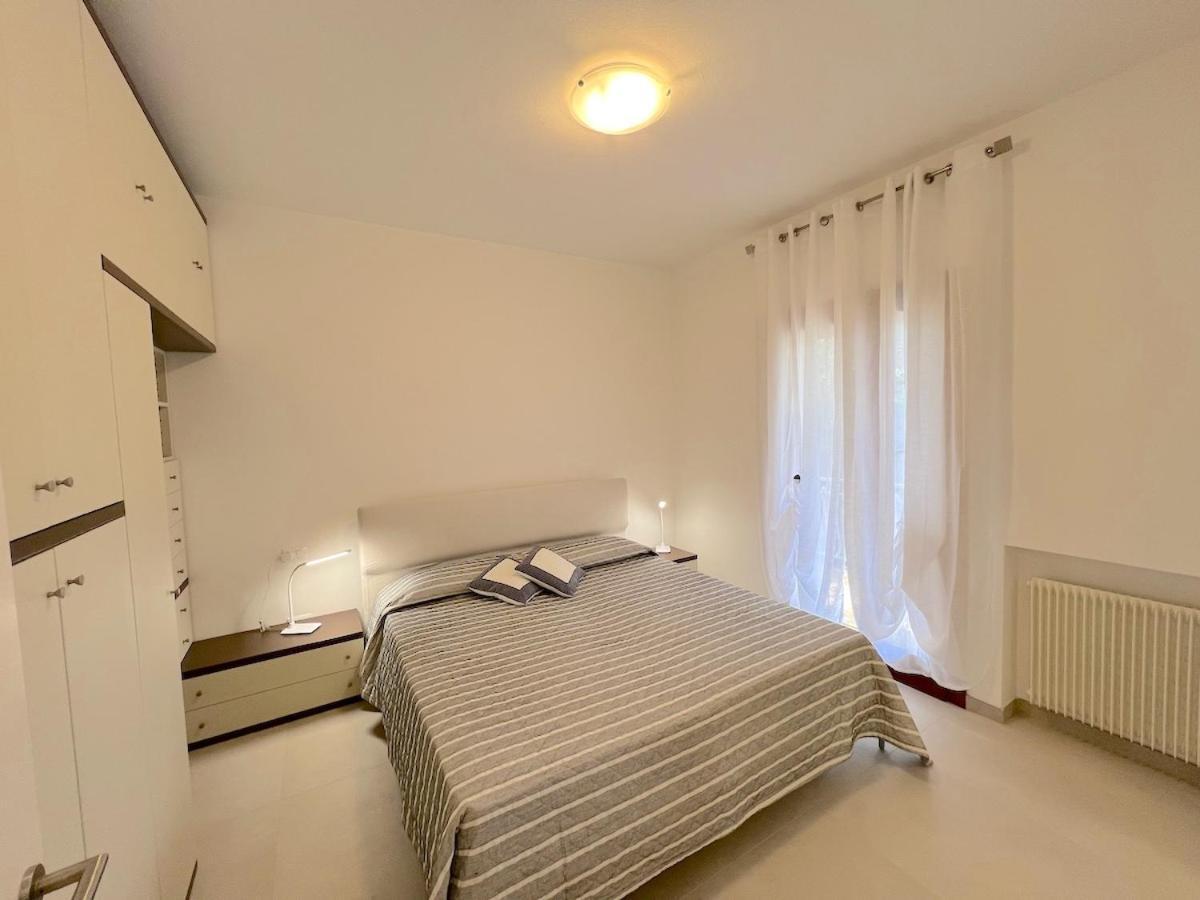 Villa Palm Lignano Sabbiadoro Bagian luar foto